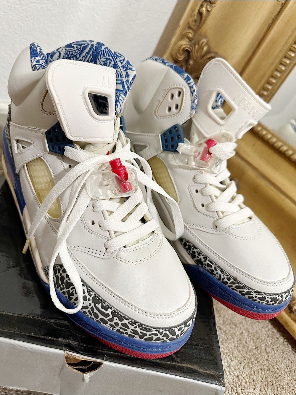 Jordan Spizike White/Blue/Red Sneakers Size 8.5 Wear/Tear From Storage With Box
